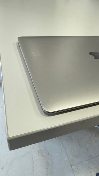 MacBook Air 13 Retina Gris Espacial