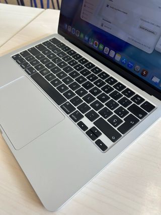 MacBook Air M2