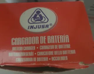 Cargador Batería coches/motos/quad juguete INJUSA
