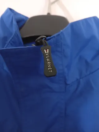 Giacca a vento Vuarnet blu e beige