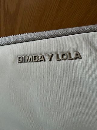 Bimba y Lola Cartera Beige con etiqueta