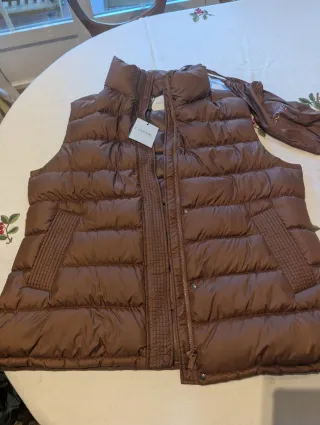 Chaleco plumífero mujer con etiqueta