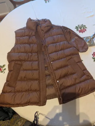 Chaleco plumífero mujer con etiqueta