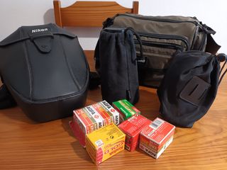 Cámara NIKON F4 + equipo
