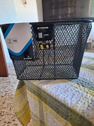 Cesta para bicicleta negra