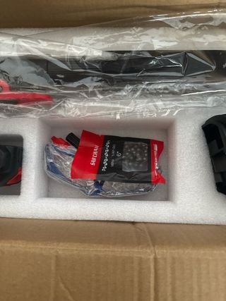 Podadora Telescópica a Batería 18V + 2 Baterías