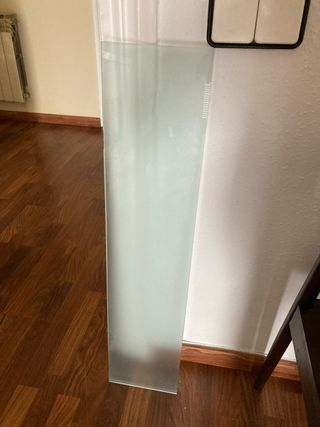 Balda de cristal templado.