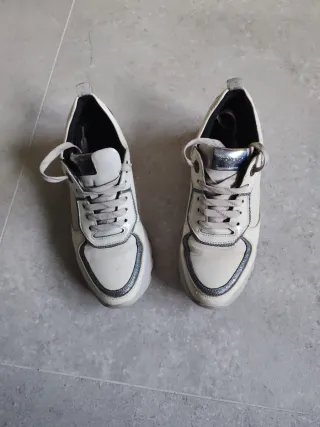 Zapatillas Stonefly Blancas y Plateadas