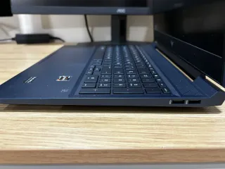 Portátil HP Victus 16 ( LEER )