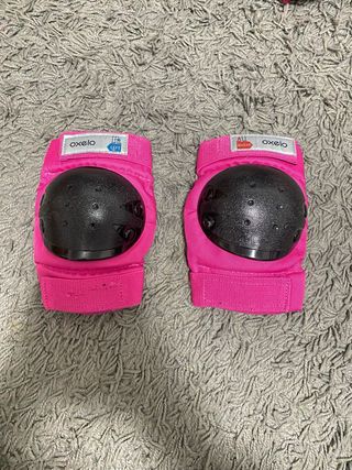 Patins 4 rodas rosa e kit proteção.