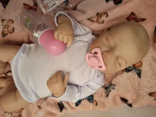 Bebé Reborn Vinilo/Tela con Accesorios