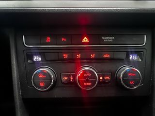 SEAT Leon 2018 AUTOMATICO GASOLINA+ GAS, ECO