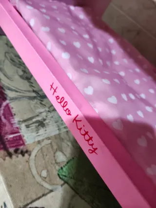 Cuna de juguete Hello Kitty rosa doble