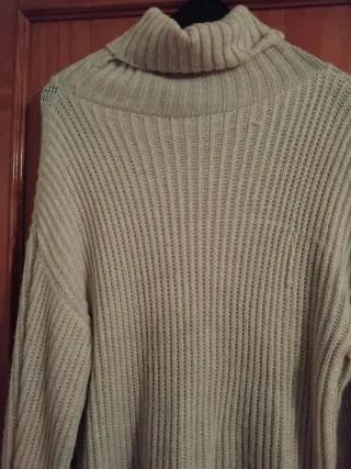 Jersey cuello vuelto beige talla L