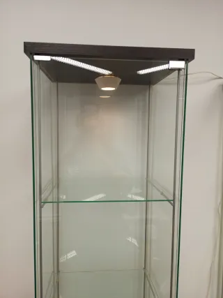 Vitrina Cristal Ikea Deltof Negra