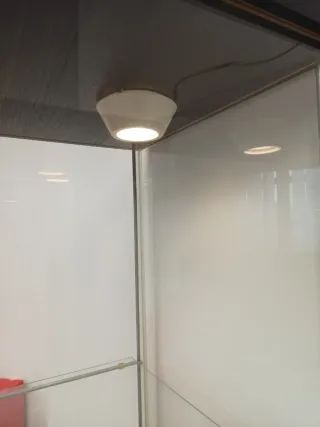 Vitrina Cristal Ikea Deltof Negra