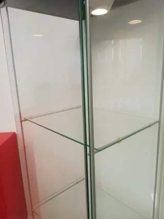 Vitrina Cristal Ikea Deltof Negra