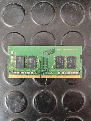 Samsung 8GB DDR4 RAM M471A1K43CB1-CRC