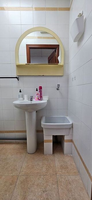 Local comercial en alquiler en Centro - Doña Mercedes en Dos Hermanas