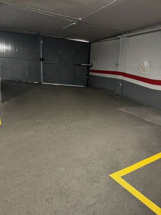 Garaje en venta en Riu en Santa Coloma de Gramanet