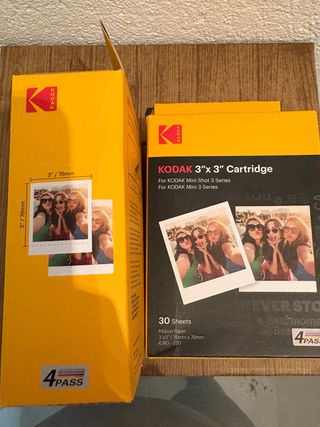 Cartuccia di Carta Kodak 3x3 30 Fogli