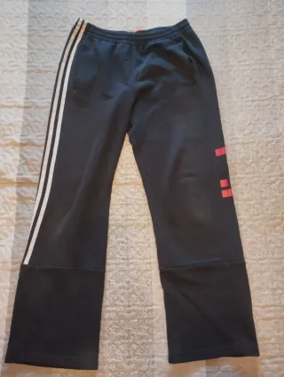 Pantalón Adidas Talla S Negro y Rojo