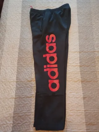Pantalón Adidas Talla S Negro y Rojo