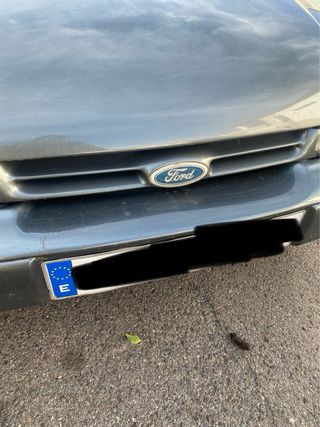 Ford Mondeo 5 puertas.