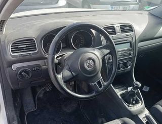 Bandeja trasera volkswagen golf vi (5k1) 441524