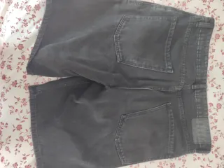 Bermuda vaquera Lefties chico negra