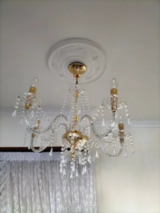 Lámpara de brazos cristal strass y metal dorado