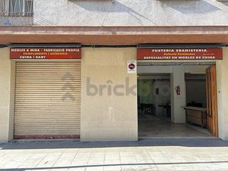 Local comercial en venta en Riu en Santa Coloma de Gramanet