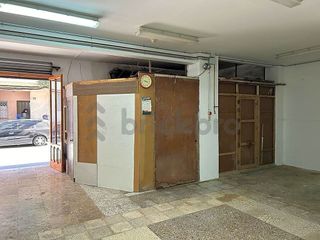 Local comercial en venta en Riu en Santa Coloma de Gramanet