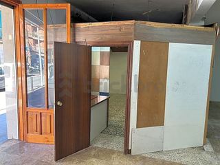 Local comercial en venta en Riu en Santa Coloma de Gramanet