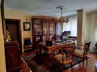 Piso en venta en Hospital - Parque sur en Albacete