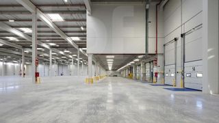 Nave industrial en alquiler en Los Olivos - Los Ángeles - Perales del río en Getafe