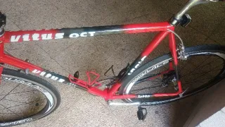 bicicleta de Carretera ..... de la marca VITUS...