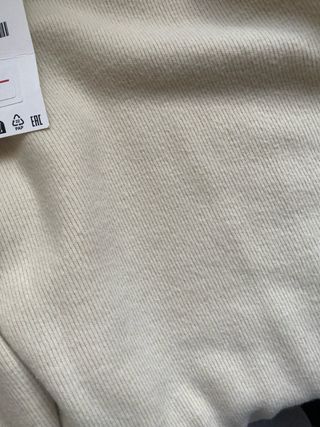 Pantalones elásticos beige