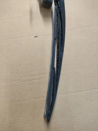 Brazo, escobilla y cierre de lunetaC4 Picasso 2007