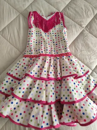 Traje de flamenca infantil lunares talla 6 años