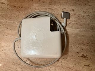 Apple Cargador Original Macbook 60 W / MagSafe2  M