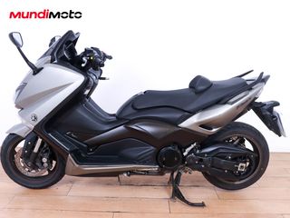 YAMAHA T-MAX 530
