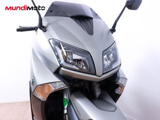 YAMAHA T-MAX 530
