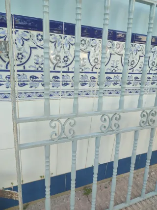 Reja de hierro forjado