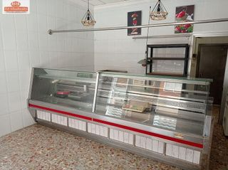 Local comercial en venta en Franciscanos en Albacete