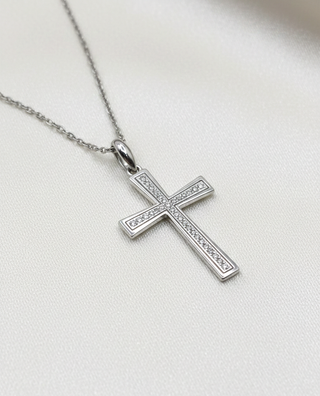 Colgante Tynel Cruz Oro 18k y Brillantes