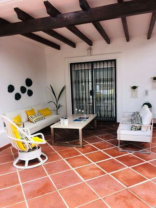 Chalet en alquiler en Elviria en Marbella