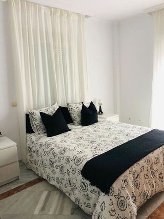 Chalet en alquiler en Elviria en Marbella