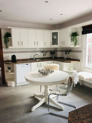 Chalet en alquiler en Elviria en Marbella