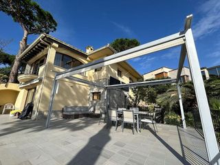 Chalet en alquiler en Canyelles - Montgoda en Lloret de Mar